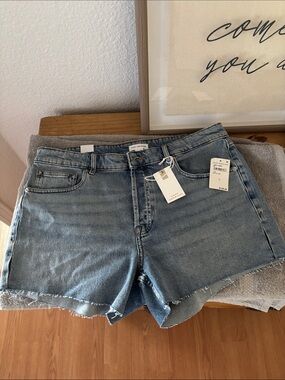 Good American Vintage Mid Short